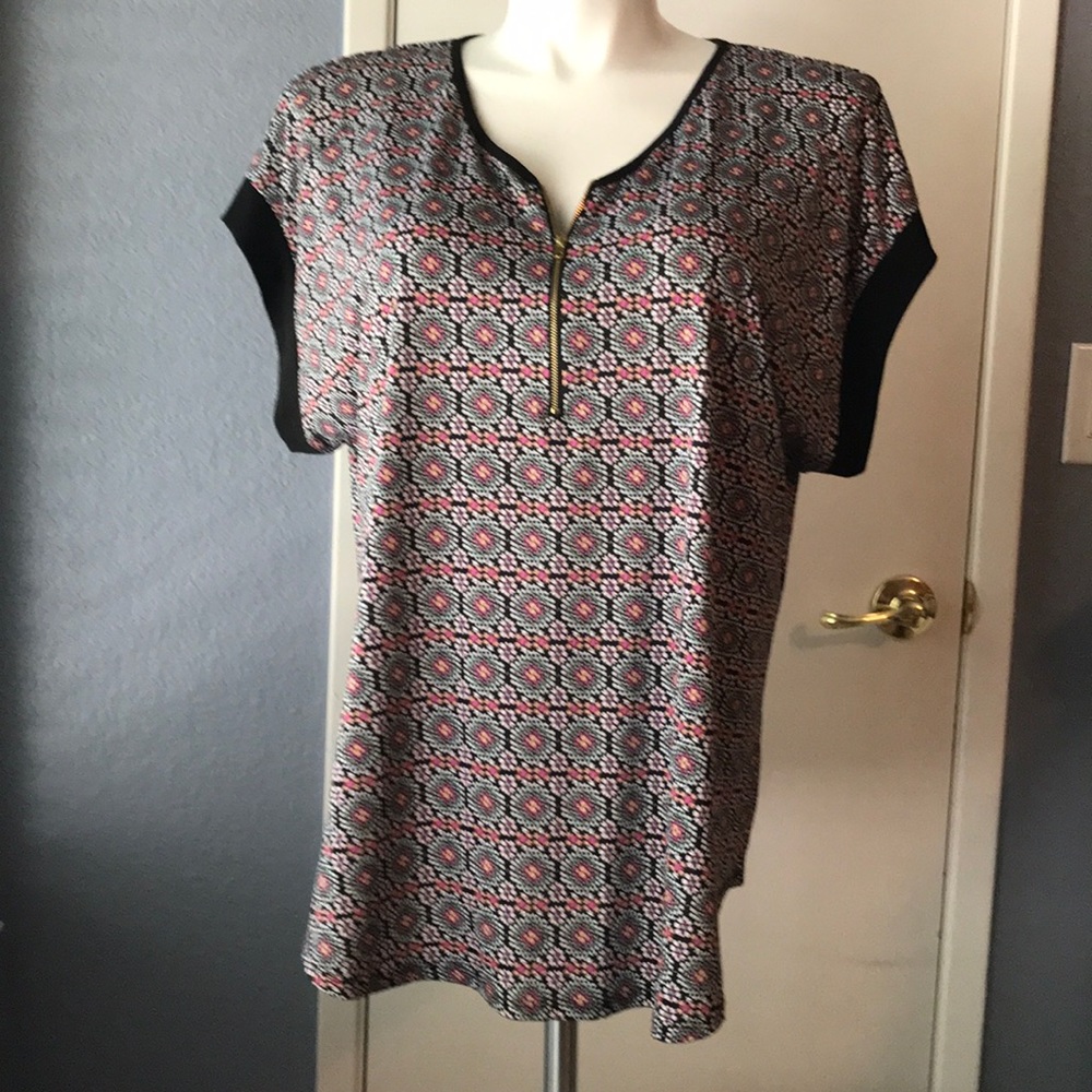 Zipper from tunic